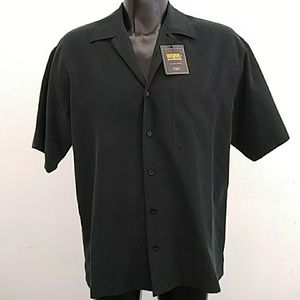 Haggar
Men's
Size M 
Short Sleeve Shirt